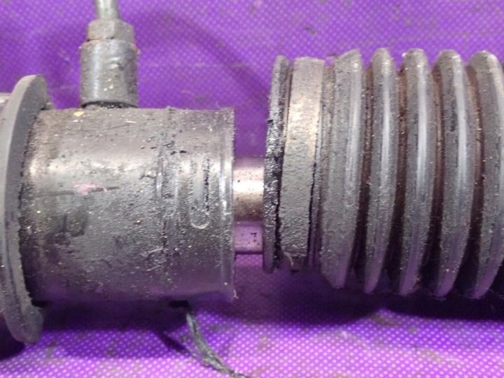 KIA CERATO 04-06 2,0CRDI CRÉMAILLÈRE DE DIRECTION CRÉMAILLÈRE DE DIRECTION KD2