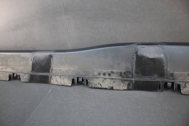 MOULURE SEUIL GAUCHE MERCEDES GLC 254 W254 A254 A2546980800