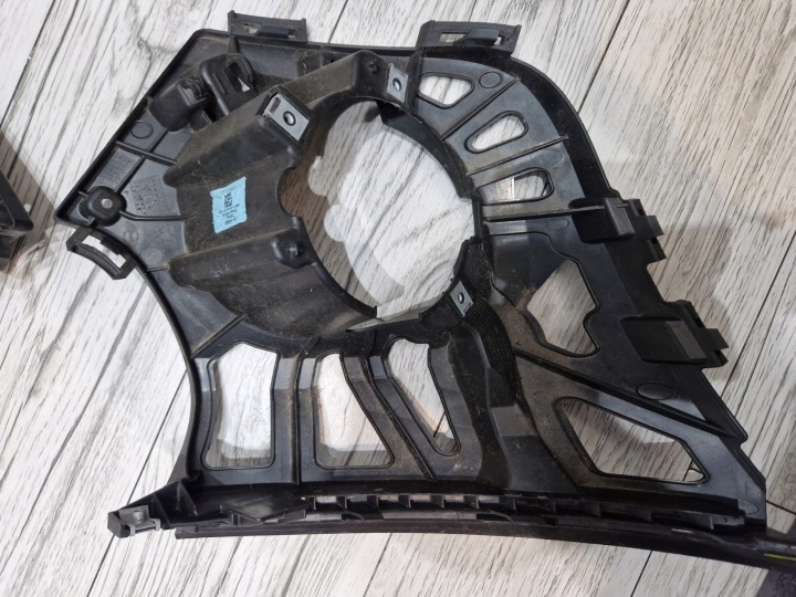 MINI COOPER F56 T109 GLISSIÈRE FIXATION PARE-CHOCS AVANT