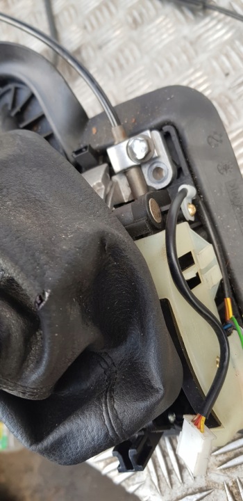 BMW E46 320D 2.0D CRIC CHANGEMENTS VITESSE 751526104