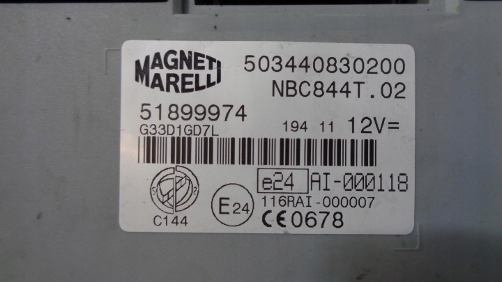 ORDINATEUR CONTACTEUR D'ALLUMAGE FUSIBLE LANCIA DELTA 3 III 1.4 16V M-AIR 2008-2014R.