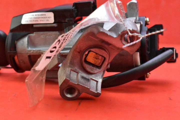 CONTACTEUR D'ALLUMAGE CLÉ 450200D01 TOYOTA YARIS 1 I 1.3 16V 86 KM 03-05
