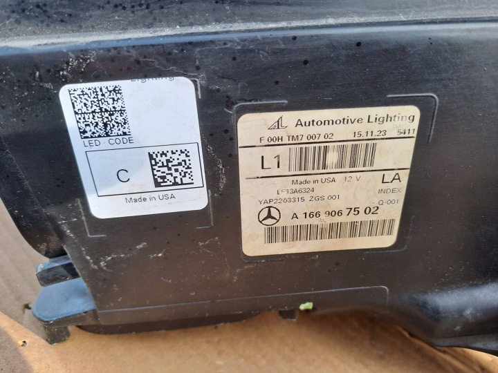 MERCEDES-BENZ GLE W166 PHARE GAUCHE AVANT A1669067502