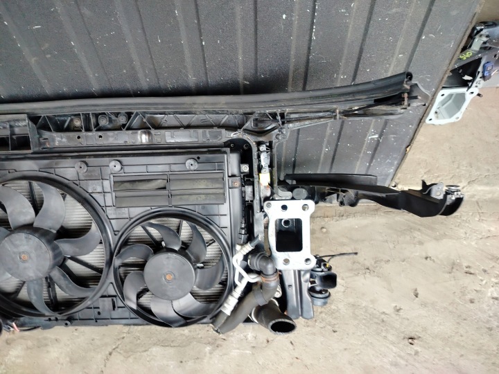 AUDI A3 8P CABRIO LIFT PANNEAU AVANT RADIATEURS ENSEMBLE 2.0 TDI