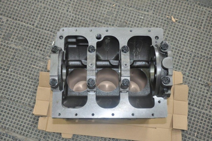 BLOC ARBRE PISTONS BIELLES CULASSE ARBRE À CAMES JOINTS D'ÉTANCHÉITÉ C360 3P MF3