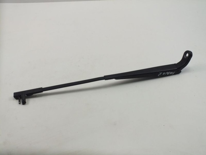 RENAULT MODUS BRAS ESSUIE-GLACES DROIT 8200360824A