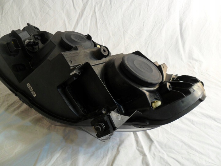 PROJECTEUR AVANT CÔTÉ DROITE TOYOTA PROACE 9808581180