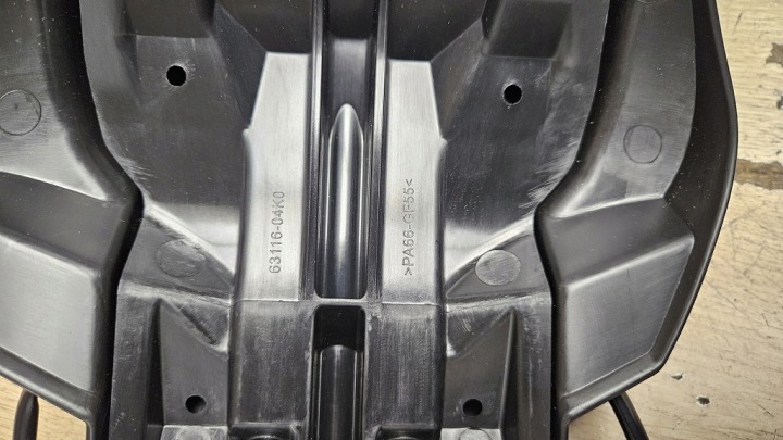 POIGNÉE NUMÉROS CLIGNOTANTS SUZUKI GSX-S 1000 63116-04K0