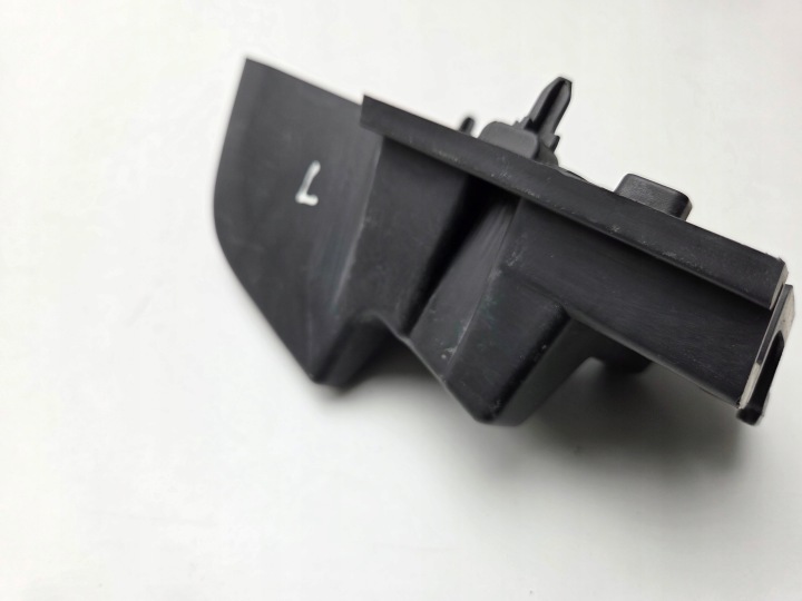 GLISSIÈRE PARE-CHOCS GAUCHE ARRIÈRE PARTENAIRE IV COMBO E BERLINGO IV 9816808580