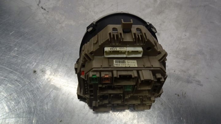 COMPTEUR PEUGEOT 107 1.0