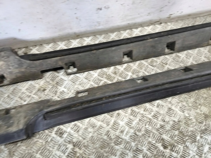 REVÊTEMENT SEUIL ENSEMBLE FORD GALAXY EM2BR101D56A