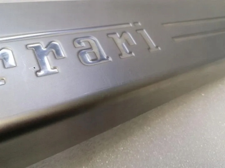 KIT SEUIL FERRARI F12 BERLINETTA F152 83363000 KIT SEUIL 83362900