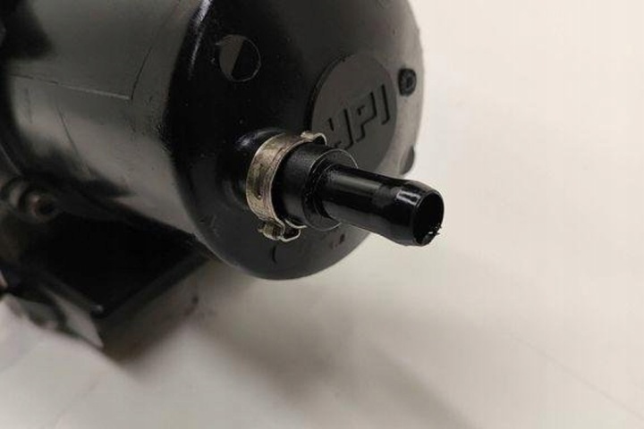 SUPPORT CAOUTCHOUC PEUGEOT 5008 9806435680 1.56L DIESEL 82KW 2015