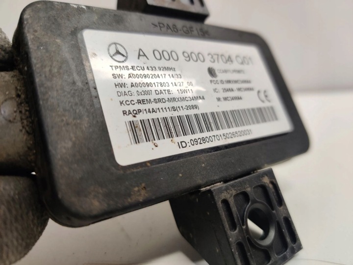 MODULE KONTROLI PRESSION DANS PNEUS A0009003704 MB