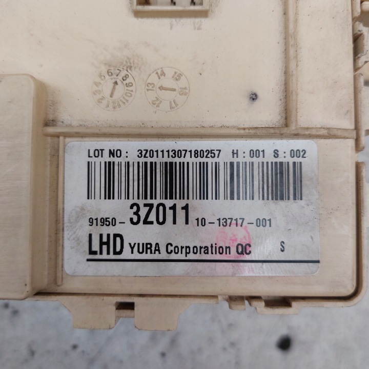 HYUNDAI IX35 1,7CRDI MODULE FUSIBLE 91950-3Z011