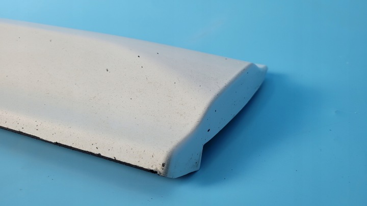 VOLVO XC60 II 21R 2.0D MOULURE PORTES DROITE AVANT 31440294