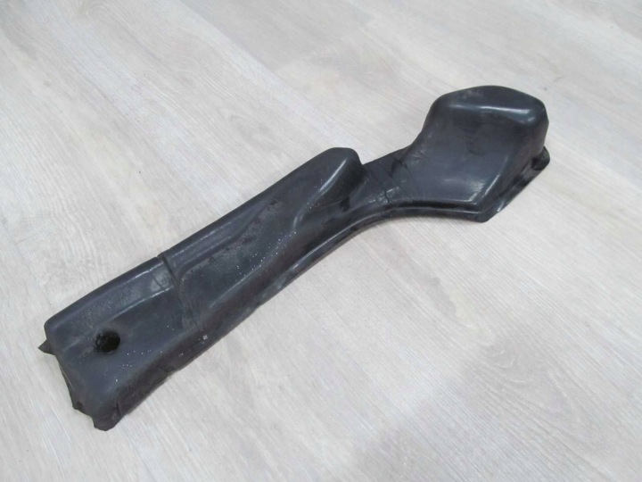 VOLVO S80 II V70 III 06-13 PROTECTION INSONORISATION GARDE-BOUE DROIT 8684736