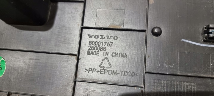 RONDELLE SOUS TABLICE VOLVO EX30 23-