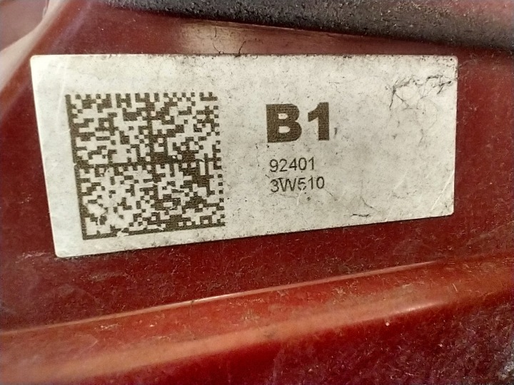 KIA SPORTAGE III 3 LIFT PHARE GAUCHE ARRIÈRE GAUCHE ARRIÈRE 924013W510