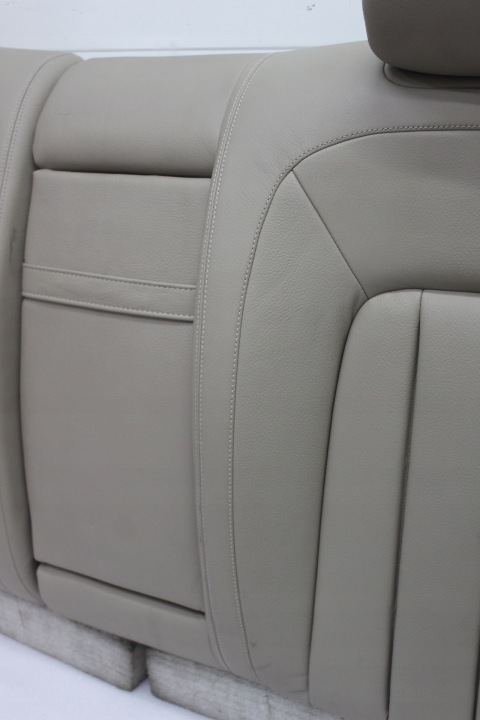 MERCEDES CLS W218 BANQUETTE ARRIÈRE ARRIÈRE AVEC TUNELEM ISOFIX COULEUR CRÈME CUIR 8P13 COUPÉ