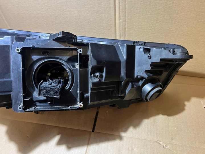 AUDI Q5 80A PHARE GAUCHE AVANT GAUCHE AVANT COMPLET LED 80A941773