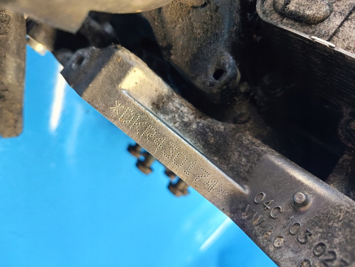 BLOC MOTEUR ARBRES SKODA FABIA III AUDI Q2 1.0 TSI DKR