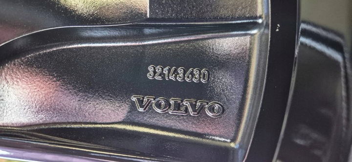 VOLVO C40 XC40 JANTES ALUMINIUM 8X20'' ET50,5 9X20'' ET58,5 COMME NOUVEAU ORIGINE