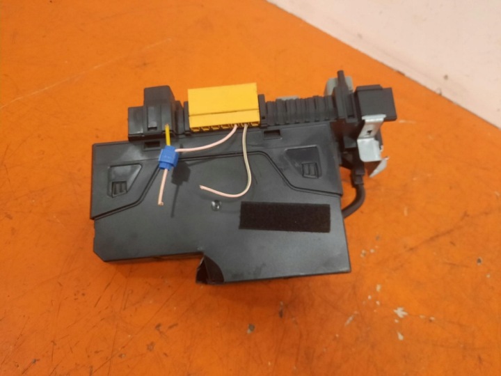MERCEDES C-KLASA S204 07-14 MODULE FUSIBLE 5DK009225-55