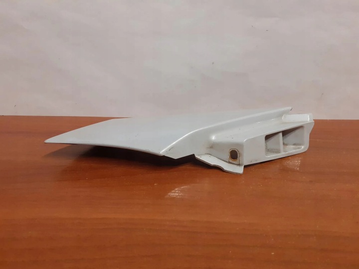 MOULURE AVANT GAUCHE GARDE-BOUE LAND ROVER DISCOVERY SPORT (L550)