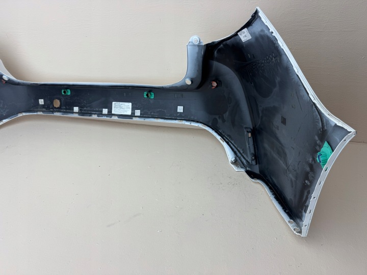 TOYOTA COROLLA E21 UNIVERSEL 18R- PARE-CHOCS ARRIÈRE ARRIÈRE 52159-02080 PDC