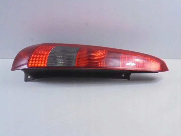 FORD FIESTA MK5 02-05 FARO PARTE TRASERA IZQUIERDA 5D 20025748 