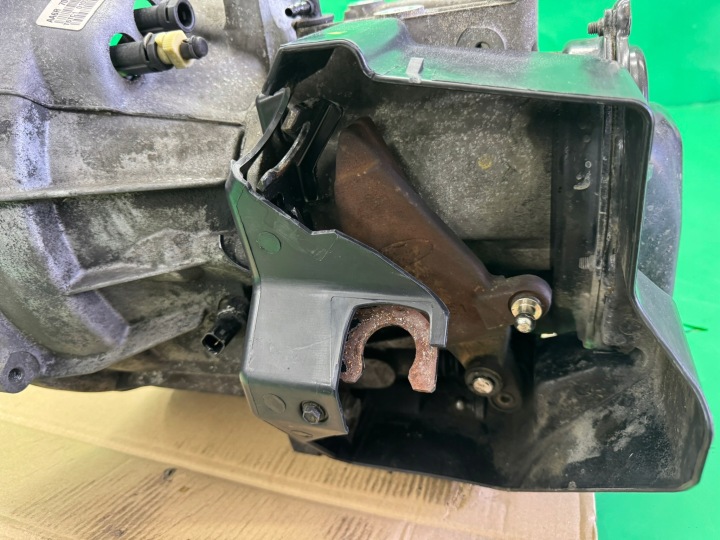 BOÎTE DE VITESSES AA6R-7002-BBC 5 VITESSE FORD FIESTA MK7 VII 1.4 TDCI 08-
