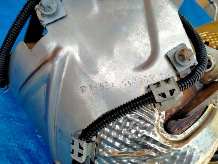 MERCEDES W213 220D FAP ADBLUE FILTRE PARTICULES DURES CATALYSEUR FAP