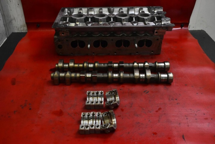 OPEL ASTRA 3 CULASSE MOTEUR 24461591