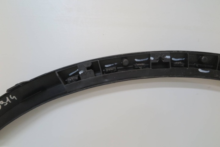 BMW X5 G05 REVÊTEMENT MOULURE GARDE-BOUE DROITE AVANT 7440914