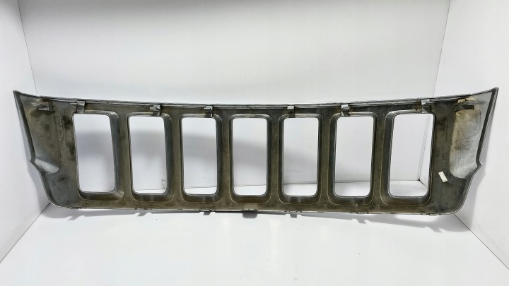 57010708 CALANDRE PARE-CHOCS JEEP GRAND CHEROKEE