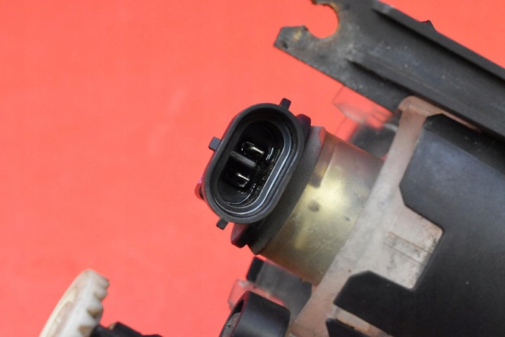 PHARES ANTIBROUILLARD GAUCHE AVANT AVANT 7S71-15K202-AC FORD MONDEO MK4 07-10