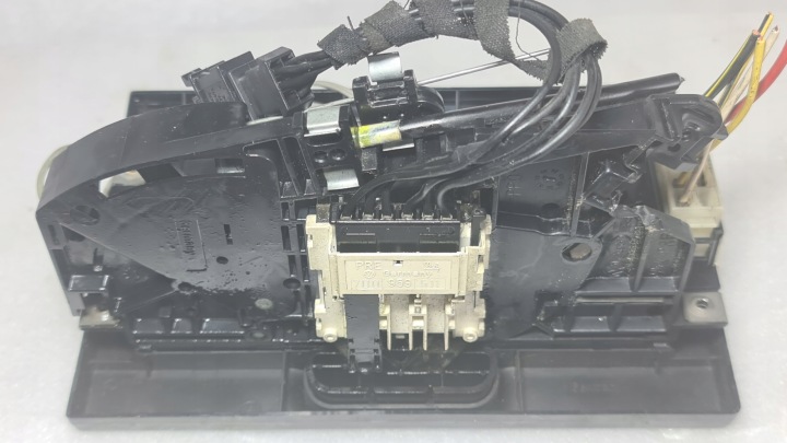VOLKSWAGEN TRANSPORTER T4 LIFT PANNEAU CONDUIT D'AIR 7D0959511