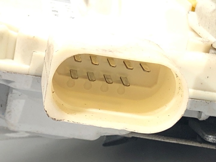 SERRURE DE PORTE GAUCHE ARRIÈRE AUDI A8 D4 SEDAN/LIMUZYNA 4H0839015 09-18