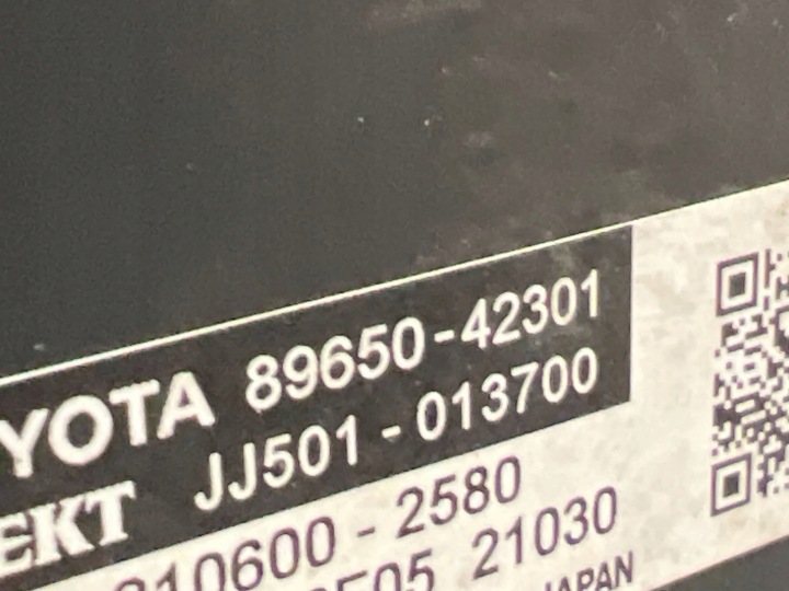 TOYOTA RAV4 V CRÉMAILLÈRE DE DIRECTION SUPPORT