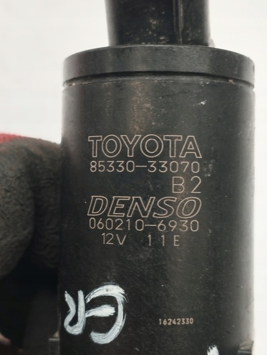 TOYOTA YARIS 4 IV GR POMPE LAVE-GLACE 85330-35070