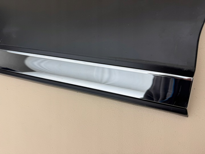 HONDA CR-V CRV V 5 18R- MOULURE PORTES DROITE DROIT AVANT 75312-TLA-A0-20