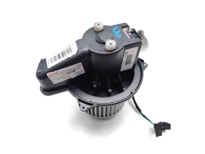FIAT 500 VENTILATEUR CONDUIT D'AIR VENTILATEUR 1.2 LPG ESSENCE 51KW (69 HP) 2012