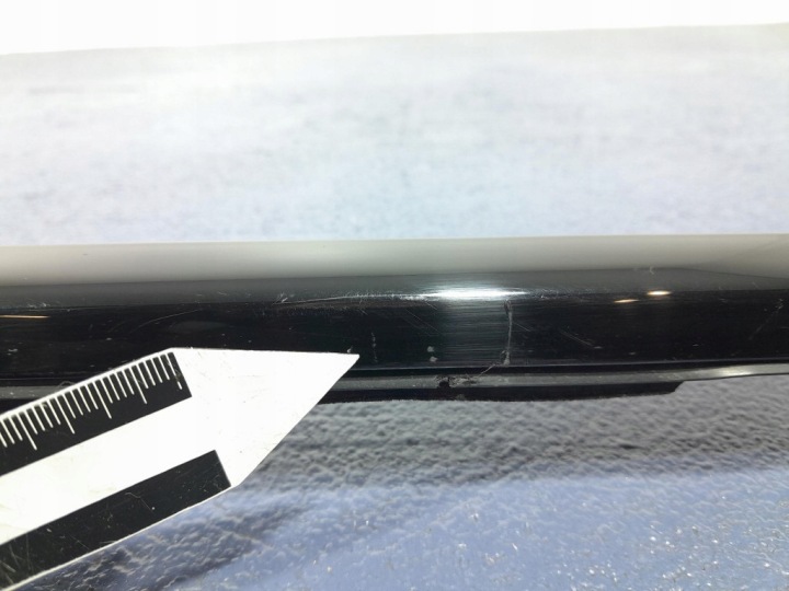 BMW X5 G05 MOULURE RACLOIR VITRES PORTES AVANT AVANT DROITE 7444094