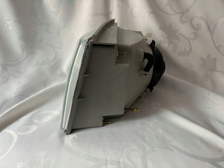 PROJECTEUR CARELLO H4 DROIT FIAT CROMA 1986-1990 712035520009
