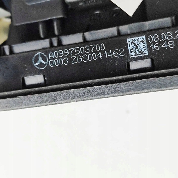 BOUTON OUVERTURE COUVERCLES DE COFFRE COUVERCLES DE COFFRE MERCEDES-BENZ A (V177, Z177)