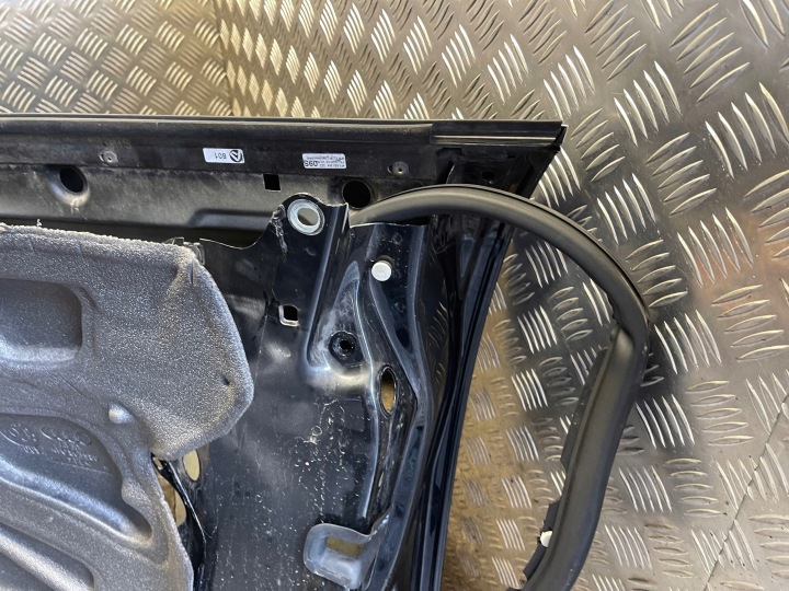 2006 AUDI A6 S6 C6 4F PORTES AVANT 4F0831052F