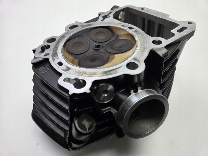 BMW R 1250 CULASSE GAUCHE 8393769