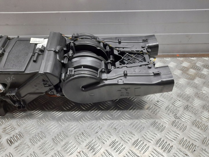 AUDI A8 S8 D4 4H 2015 AVEC AVANT CHAUFFAGE ENSEMBLE
