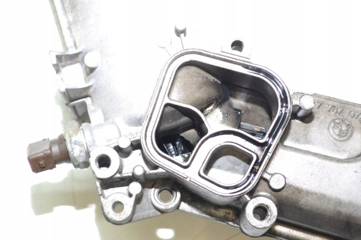 BMW E87 E90 E60 SUPPORT FILTRE HUILES 2.0D 7787072